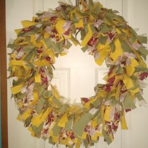 #13 Owl and Sunflower Round Fabric Wreath